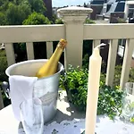 Appartement Flora's Palace - Scheveningen *