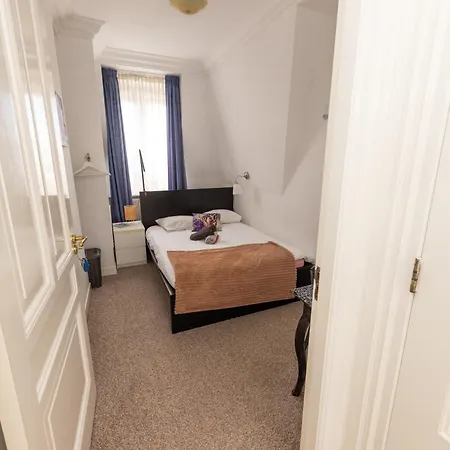 Flora's Palace - Scheveningen