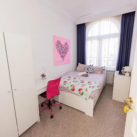 Flora's Palace - Scheveningen *