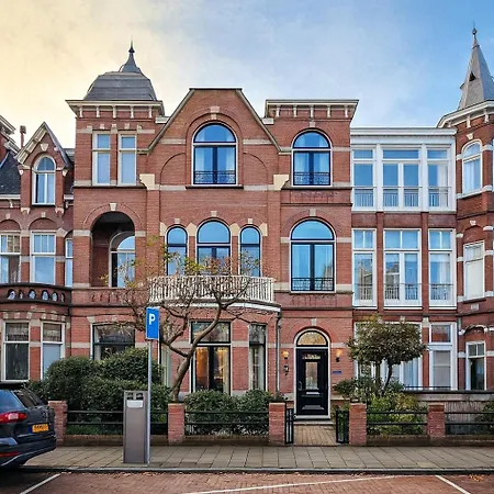 Flora's Palace - Scheveningen Lägenhet