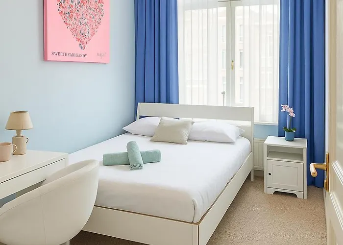 Flora's Palace - Scheveningen Lägenhet Haag